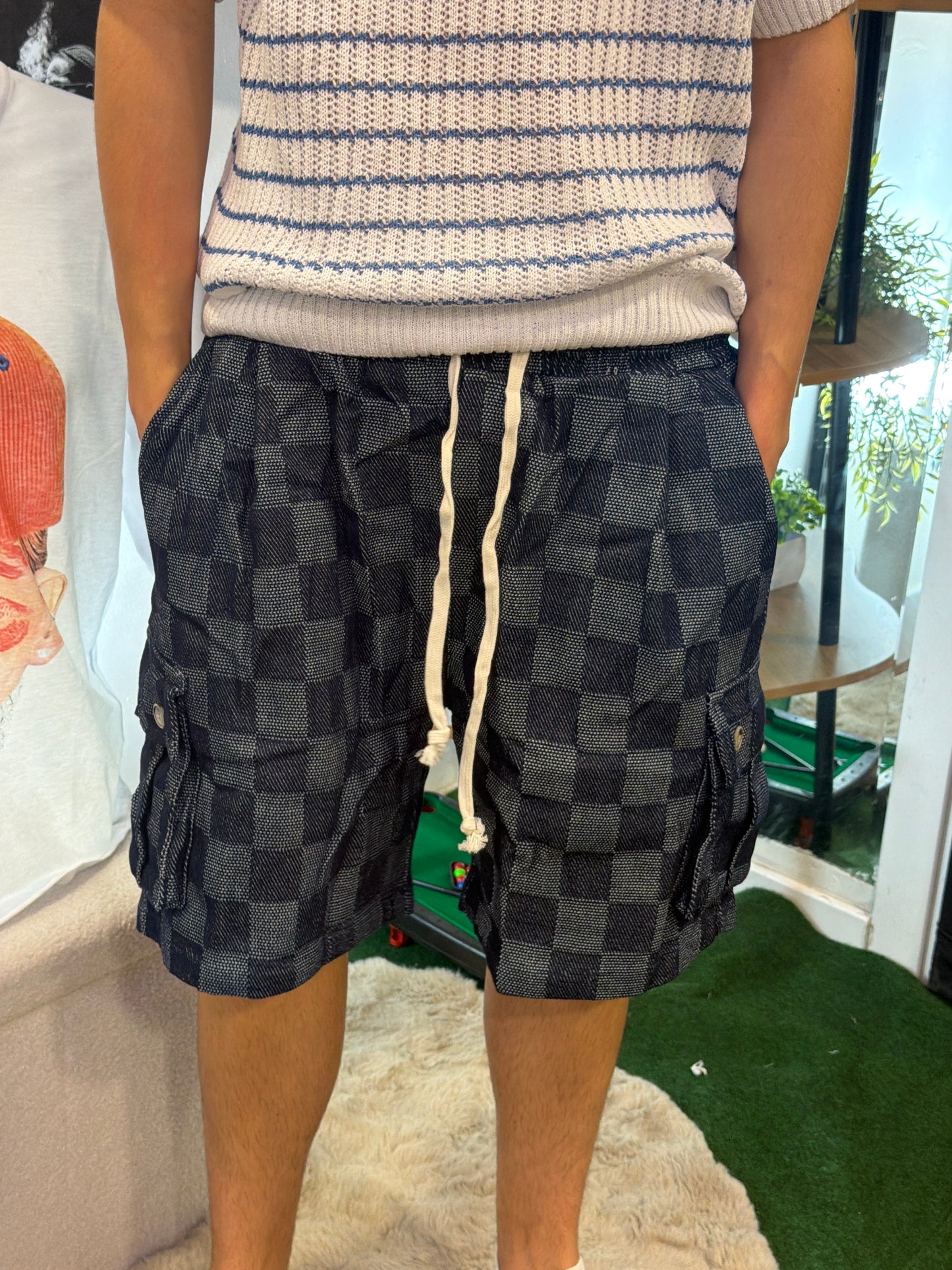 Pantaloni quadrati