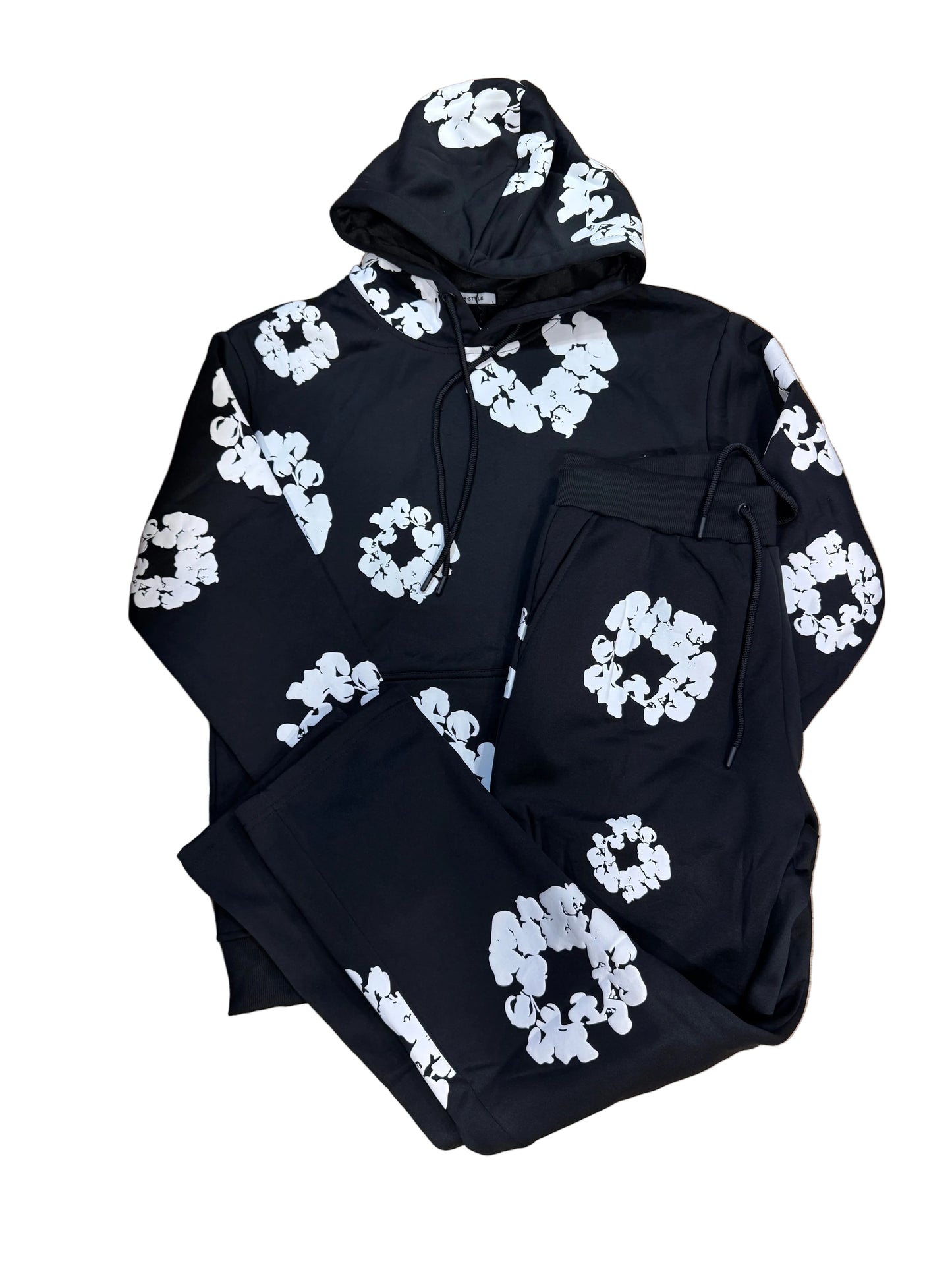 completo fiorato Nero