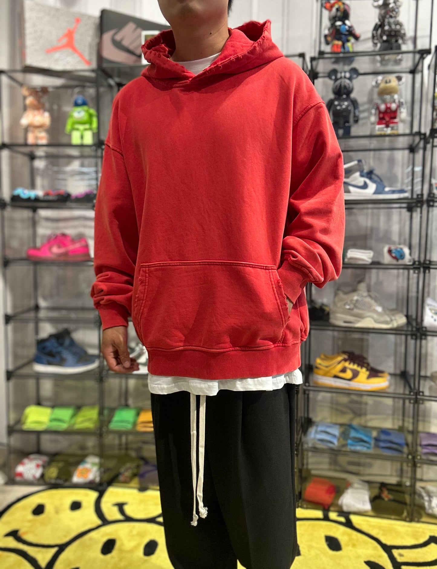 Felpa con taglio vivo