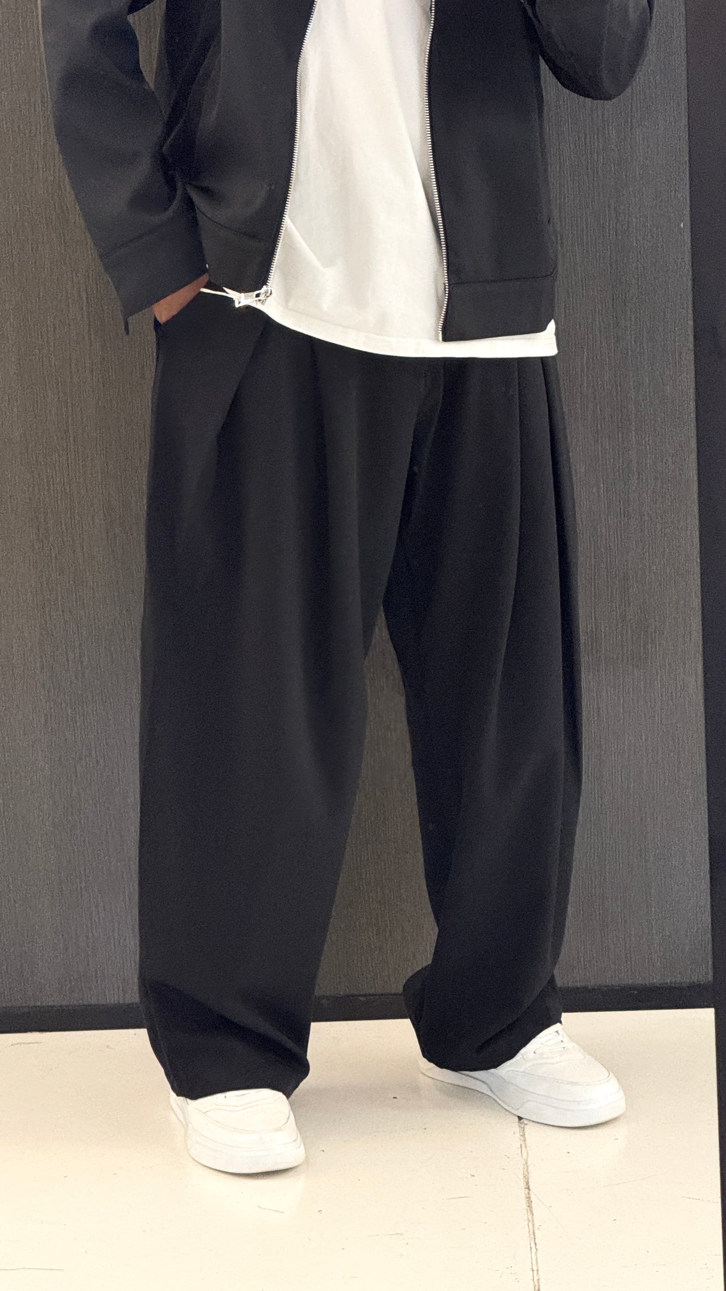 Pantalone Baggy con pence