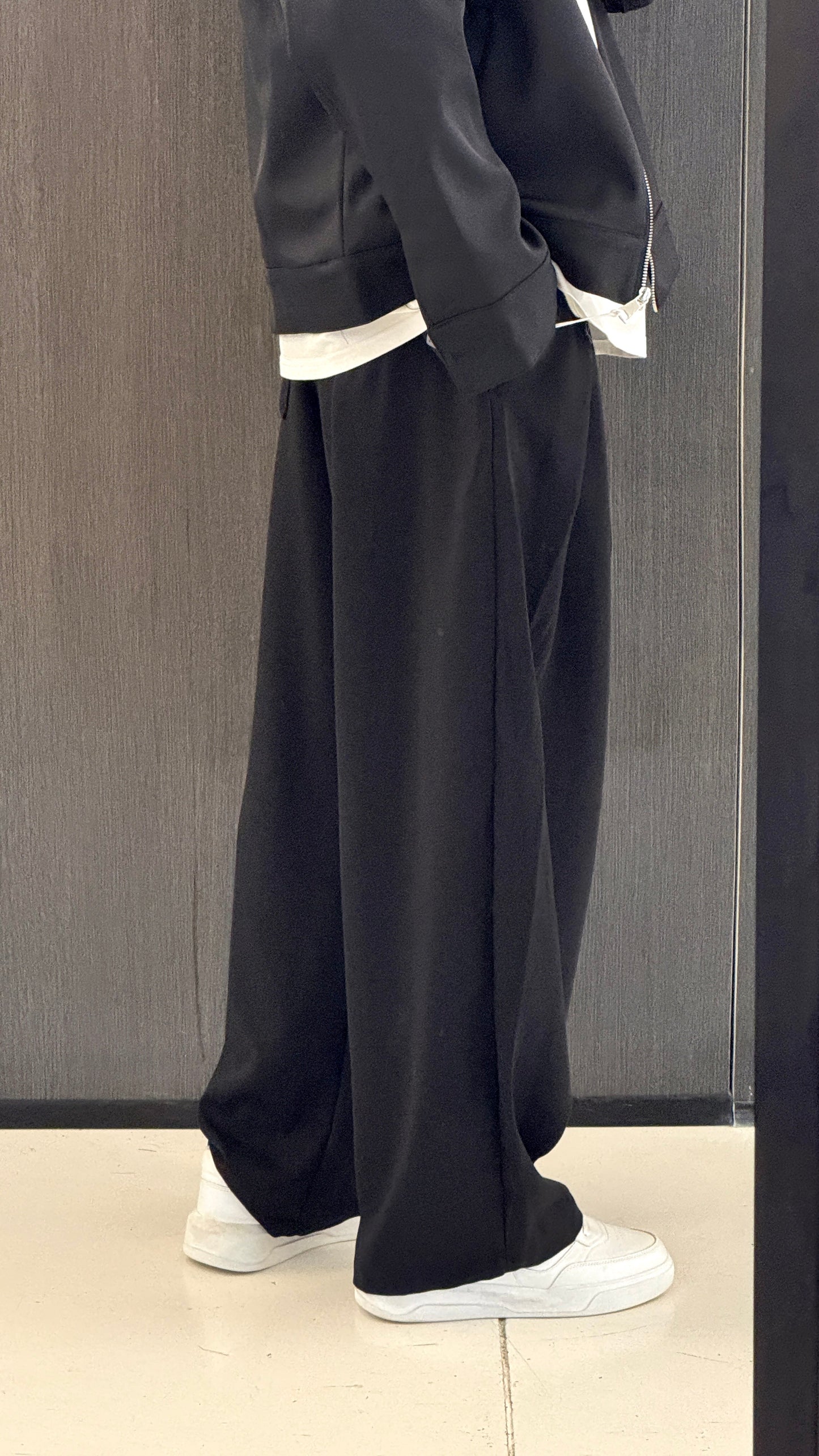 Pantalone Baggy con pence